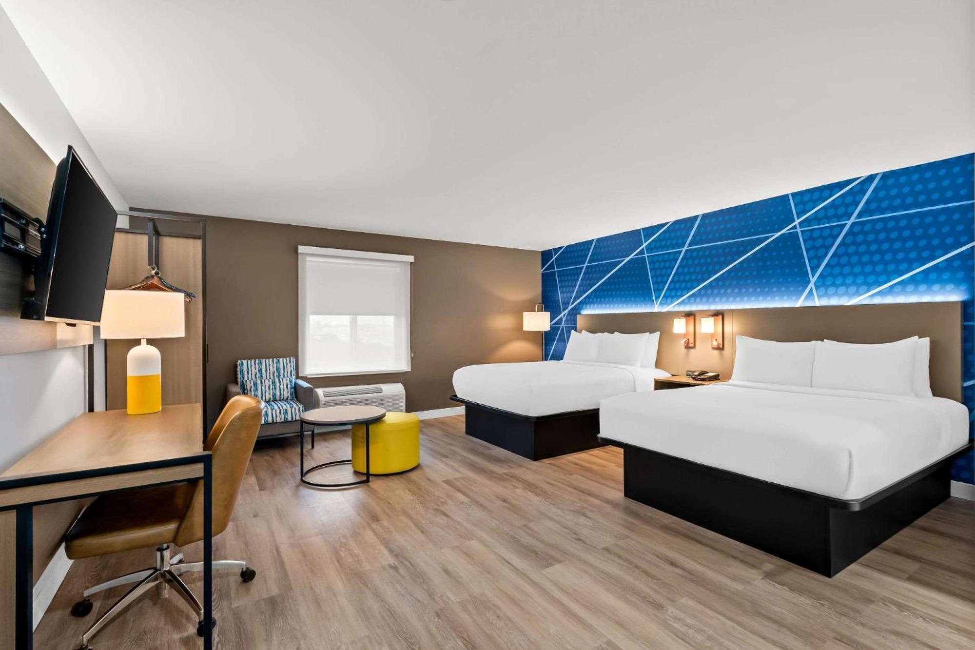Comfort & Salt I-80 I-15 Downtown Hotel 3*